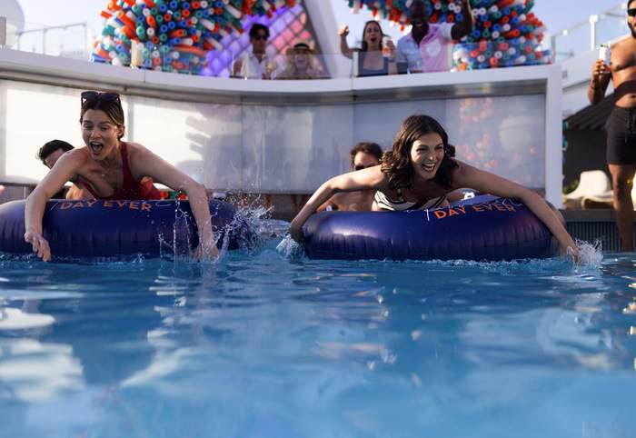 Celebrity Cruises Celebrity Eclipse Poolest Day Ever - ©CEL 2.jpg